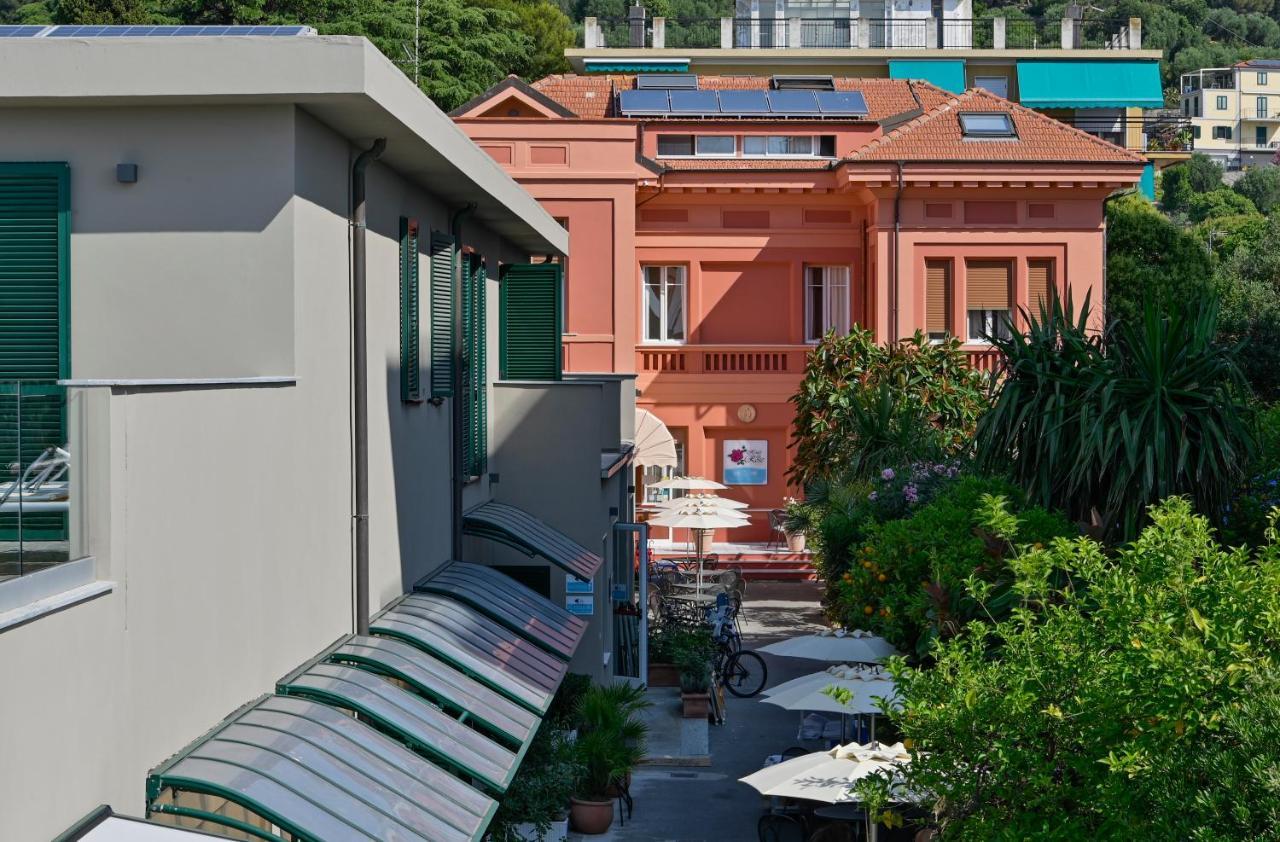 Hotel Delle Rose San Bartolomeo Al Mare Buitenkant foto